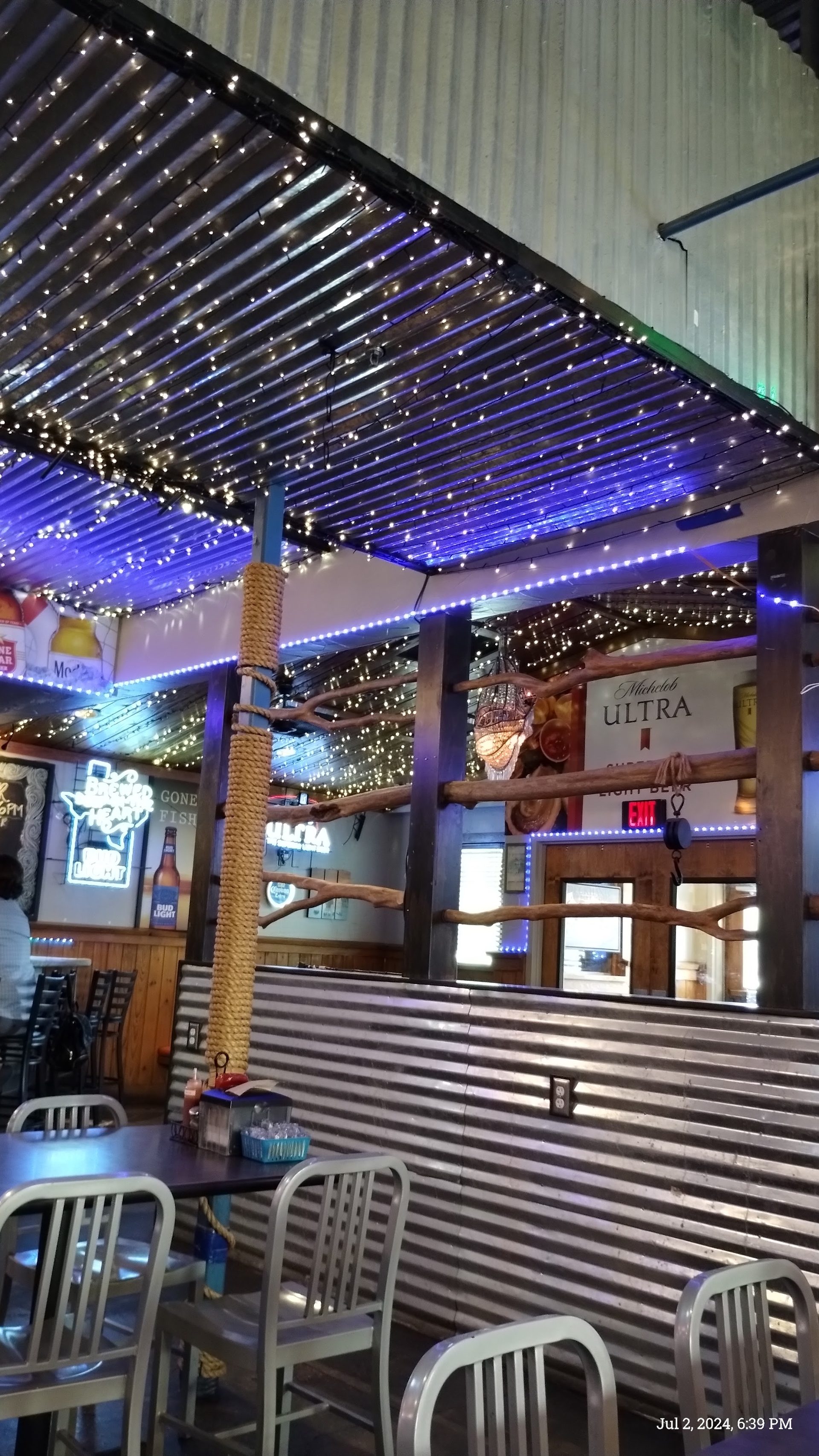 The oyster bar comes to Austin