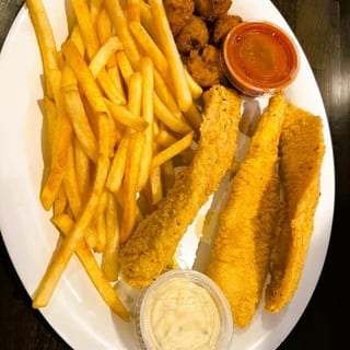 2 Fillets Fried Catfish (6 PC)