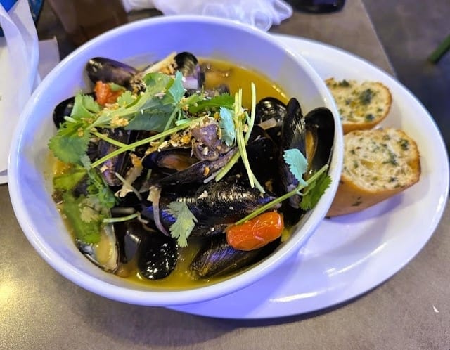 Mussels Vin Blanc.