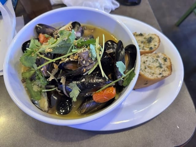 Mussels Vin Blanc.